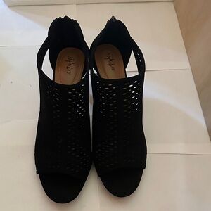 Style & Co. Black Peep-Toe Heels